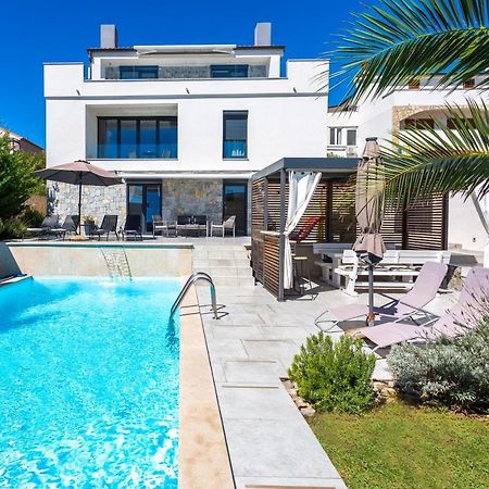 Sun & Sea Villa Kornić Buitenkant foto