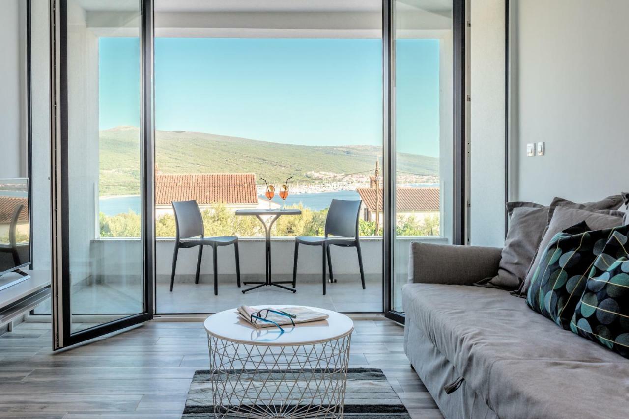 Sun & Sea Villa Kornić Buitenkant foto